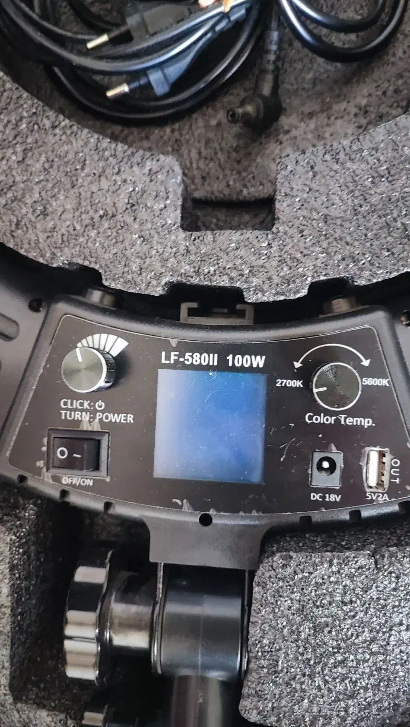 رینگلایت حرفهای LF-580 II (قدرت 100W) در حد نو|لوازم جانبی موبایل و تبلت|تهران, امام زاده قاسم (نیاوران)|دیوار