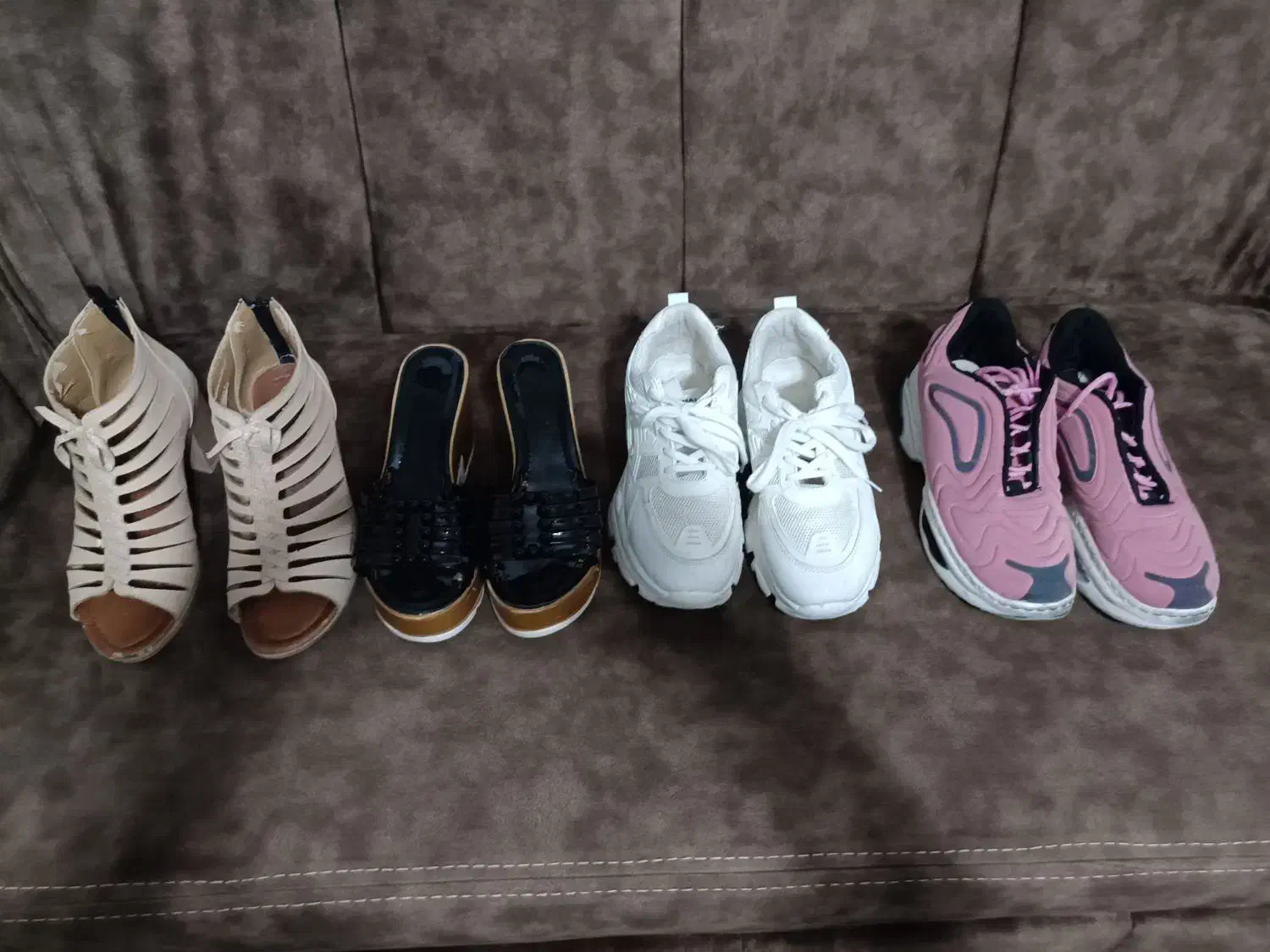 چهار جفت کفش|کیف، کفش، کمربند|کرمانشاه, |دیوار