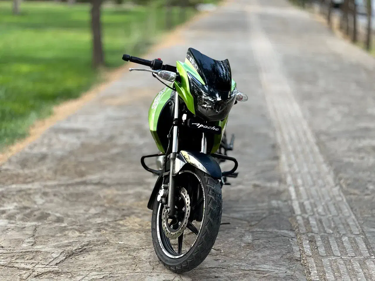 آپاچی نیوفیس چک صیادی اقساط|موتورسیکلت|قروه, |دیوار