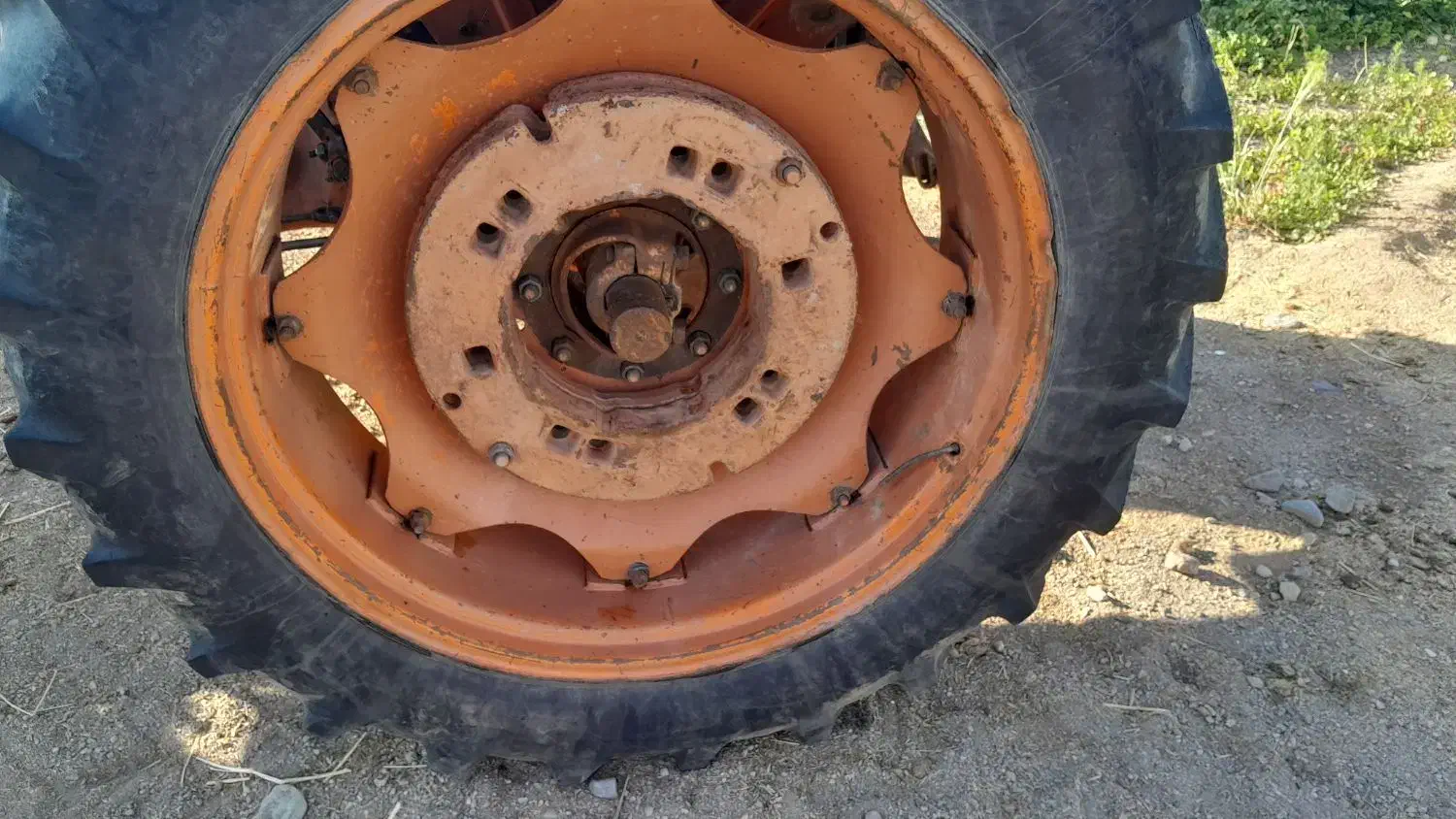 تراکتور|خودرو سنگین|هریس, |دیوار