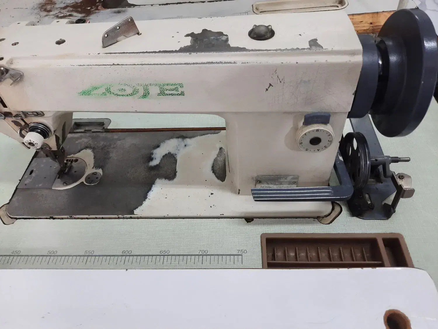 ضخیم دوز دوپایه|چرخ خیاطی و ریسندگی|اصفهان, باتون|دیوار