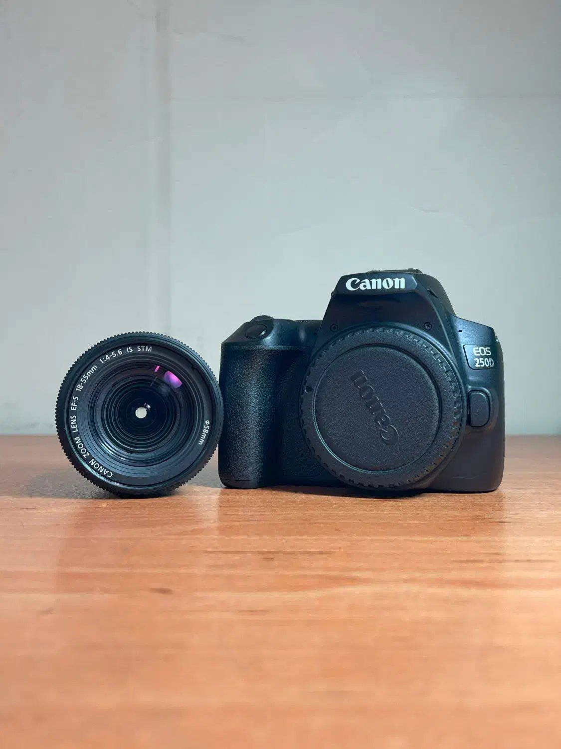 دوربینcanon 250d همراه با ست کامل لوازم جانبی|دوربین عکاسی و فیلمبرداری|اصفهان, رهنان|دیوار