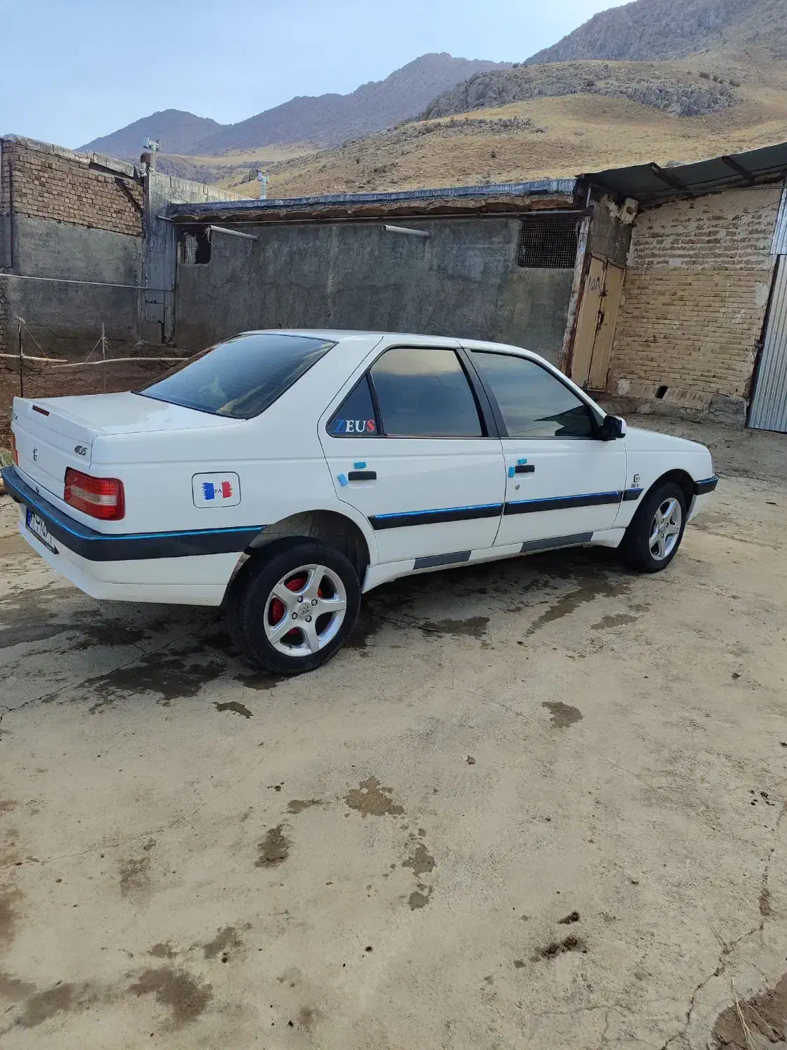 پژو slx|خودرو سواری و وانت|بروجرد, |دیوار