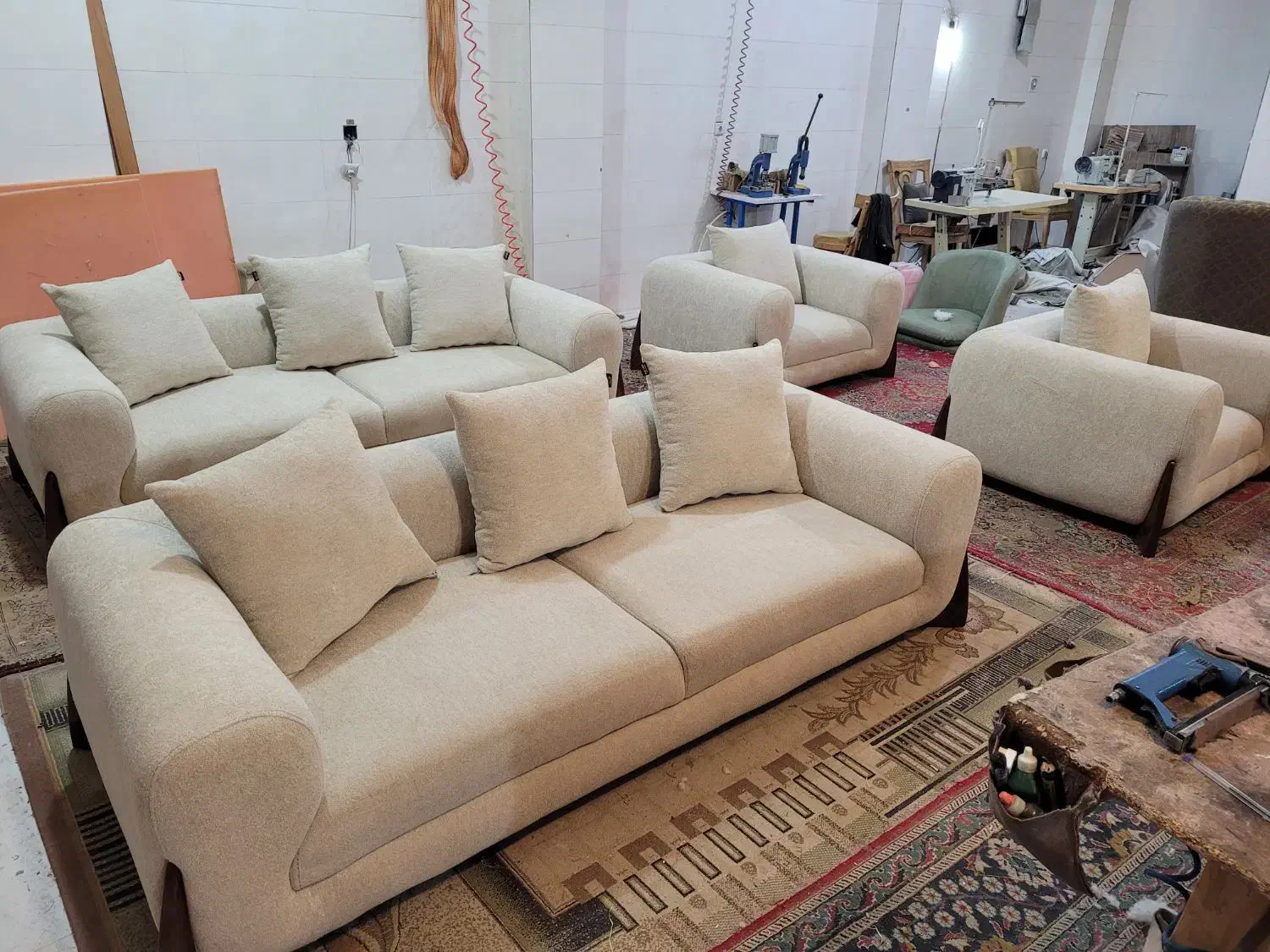 شاگرد جوان جهت کار در تولیدی مبل|استخدام صنعتی، فنی، مهندسی|نیشابور, چاه بلند|دیوار