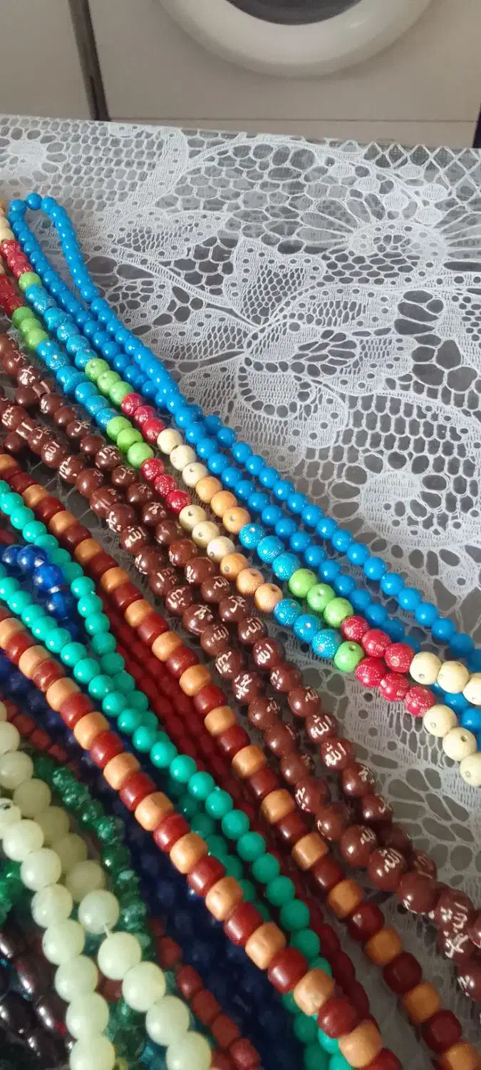 تسبیح نو|بدلیجات|قم, هفت تیر|دیوار