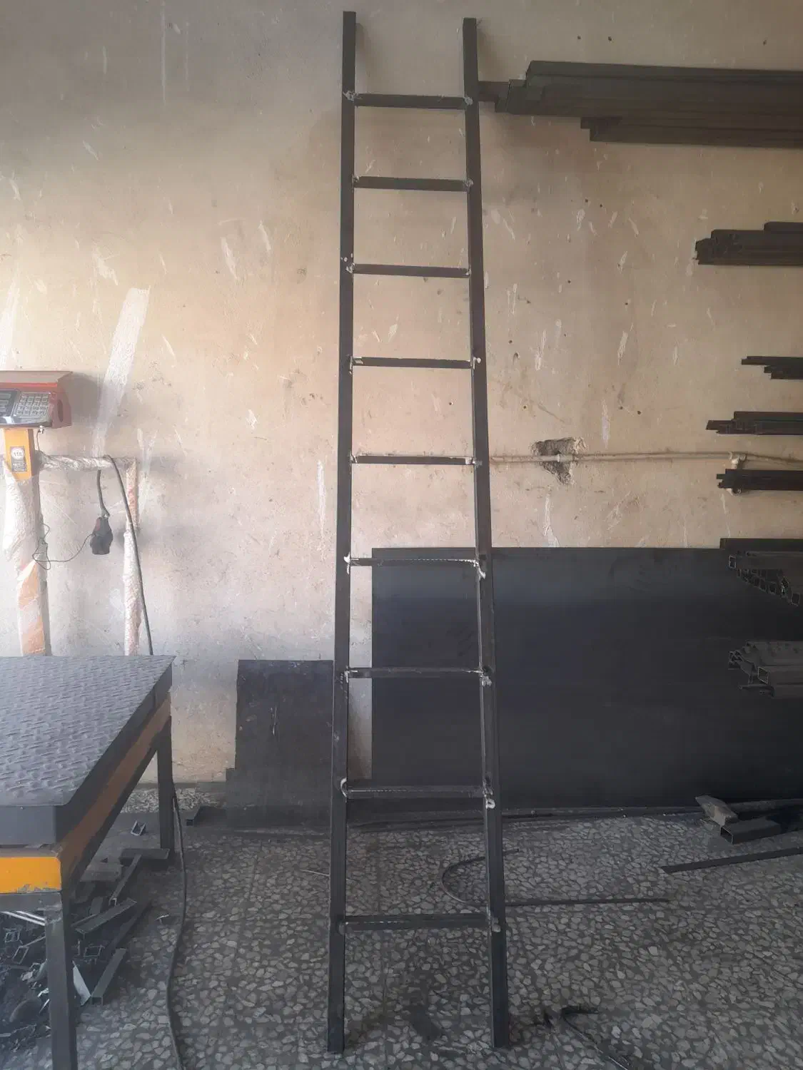 نردبان اهنی سه متری|ابزارآلات|پردیس, شهرک صنعتی کمرد|دیوار