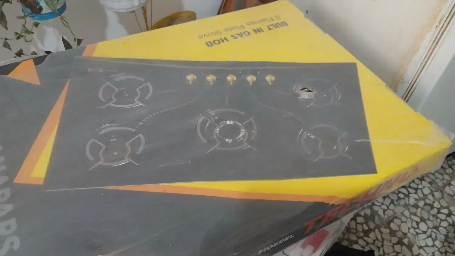 گاز رومیزی پنج شعله به همراه هود.صفر پلمپ|اجاق گاز و لوازم برقی پختوپز|رشت, نظری|دیوار