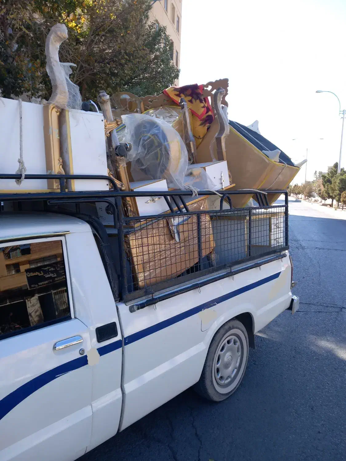 وانت بار کرایه ای تلفنی مزدا با کارگر قیمت مناسب|خدمات حمل و نقل|کرمان, |دیوار