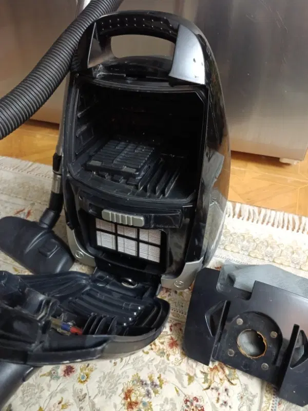 جارو برقی اینوکس المان اصلی 2200w|جاروبرقی، جارو شارژی، بخارشو|تهران, شهرک دریا|دیوار