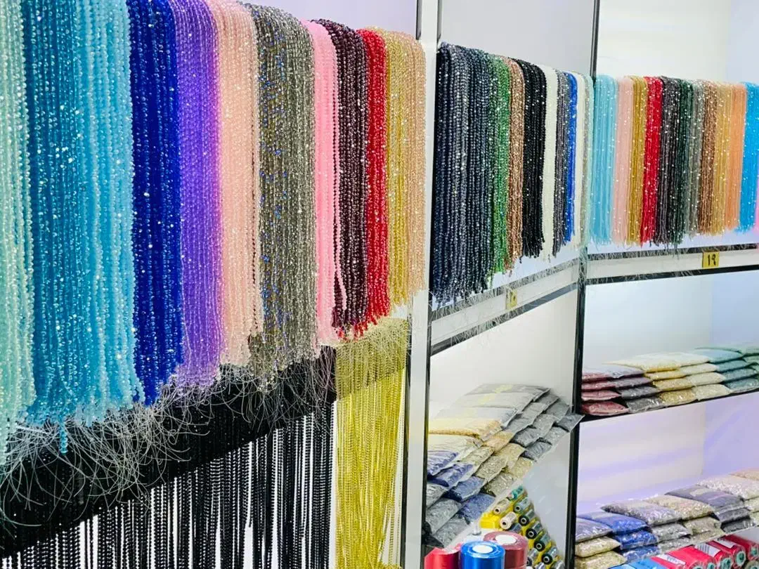 وسایل خرازی و خیاطی و دیزاین|لوازم خیاطی و بافتنی|کامیاران, |دیوار