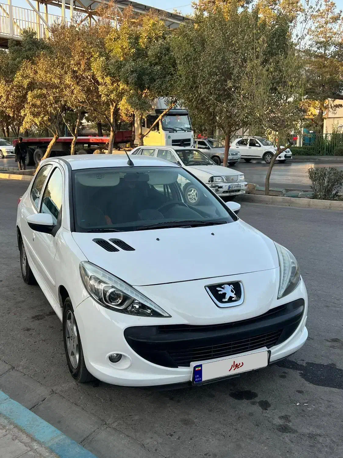 ۲۰۷ مدل ۹۷ بدون رنگ|خودرو سواری و وانت|اصفهان, شهید رجایی|دیوار