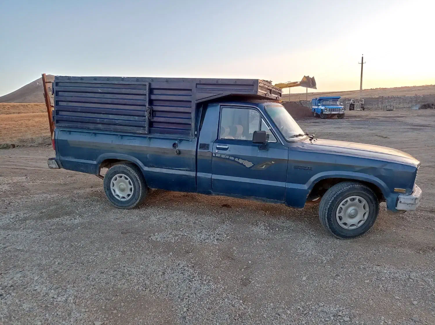 مزدا ۱۶۰۰|خودرو سواری و وانت|گل تپه, |دیوار