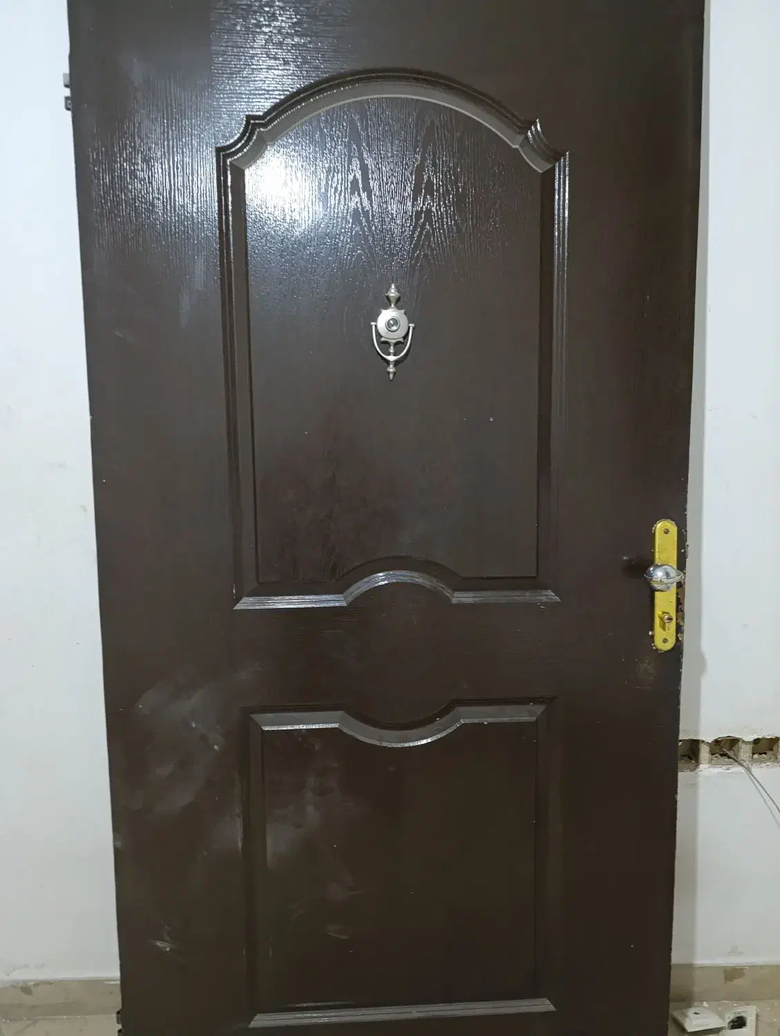 درب ورودی منزل سالم و تمیز|مصالح و تجهیزات ساختمان|کهریزک, |دیوار