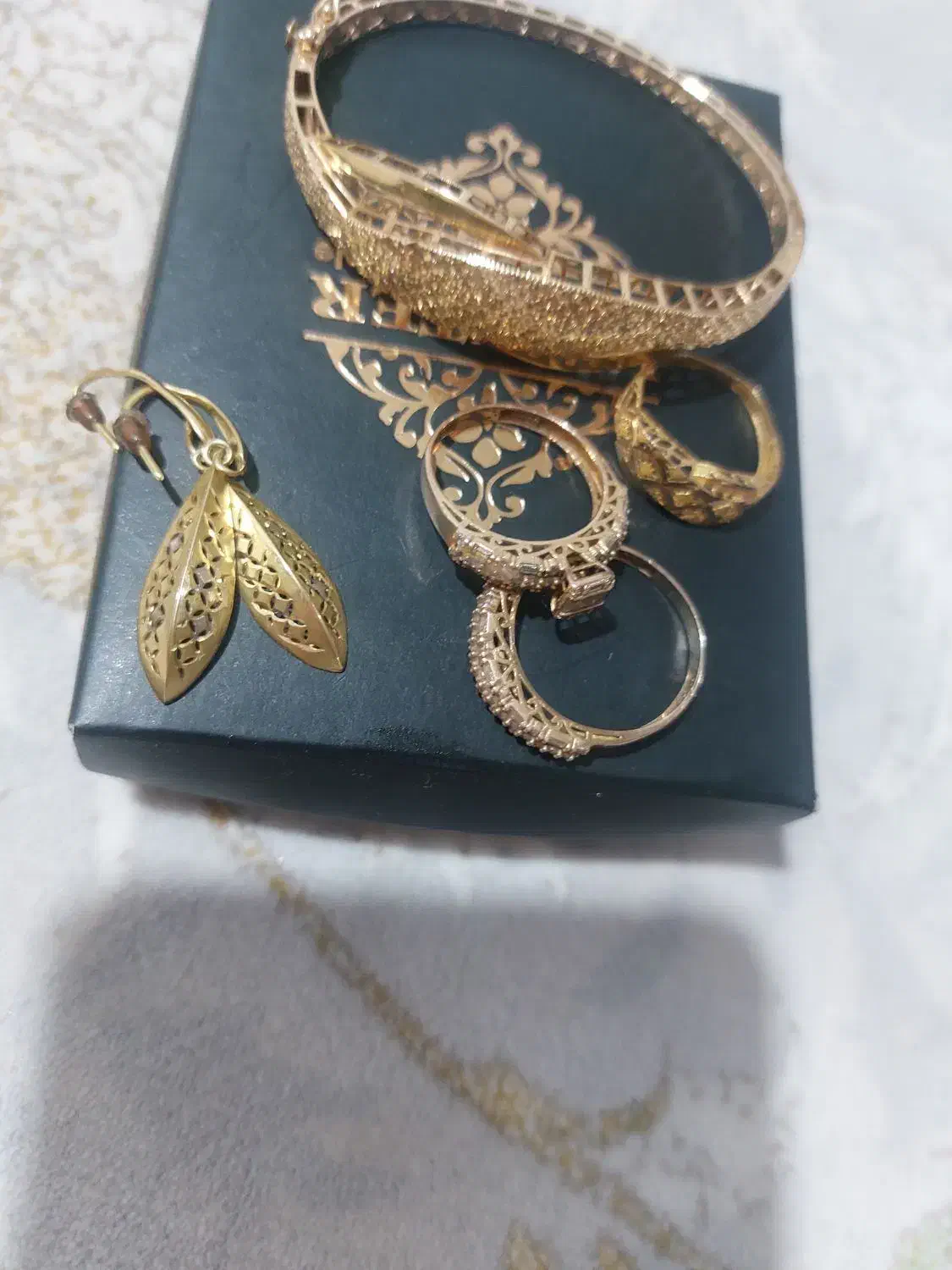 طلا جات|جواهرات|شیروان (خراسان), |دیوار