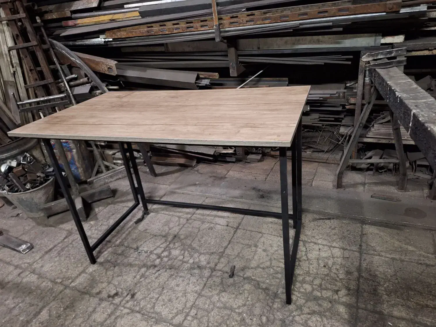 میز تحریر و گیمینگ|میز تحریر و کامپیوتر|جاجرود, |دیوار