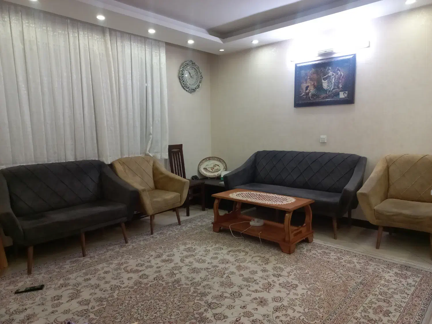 مبلمان|مبلمان خانگی و میز عسلی|برخوار, |دیوار