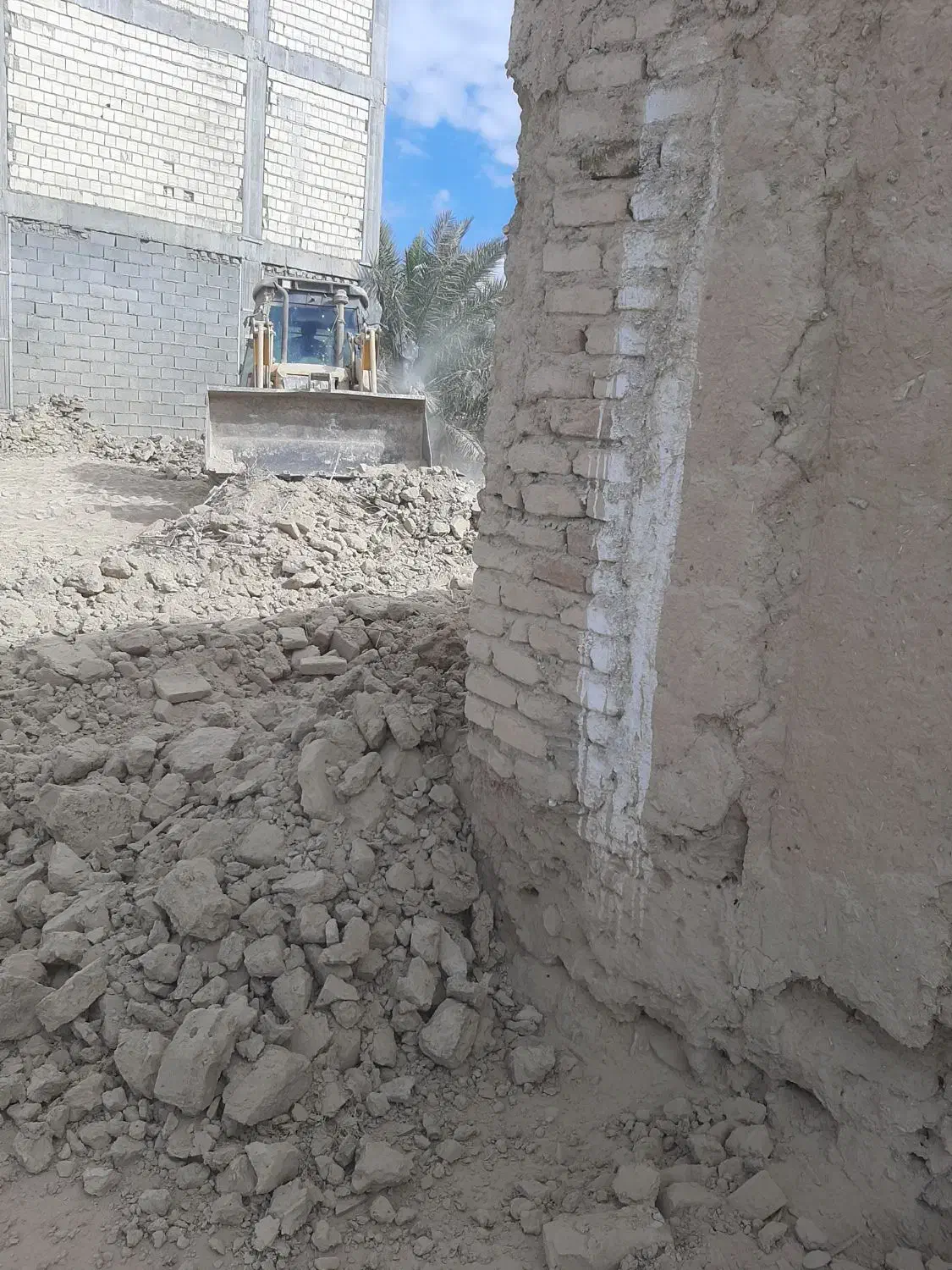 فروش زمین تجاری مسکونی ارزوییه|فروش زمین و ملک کلنگی|ارزوئیه, |دیوار