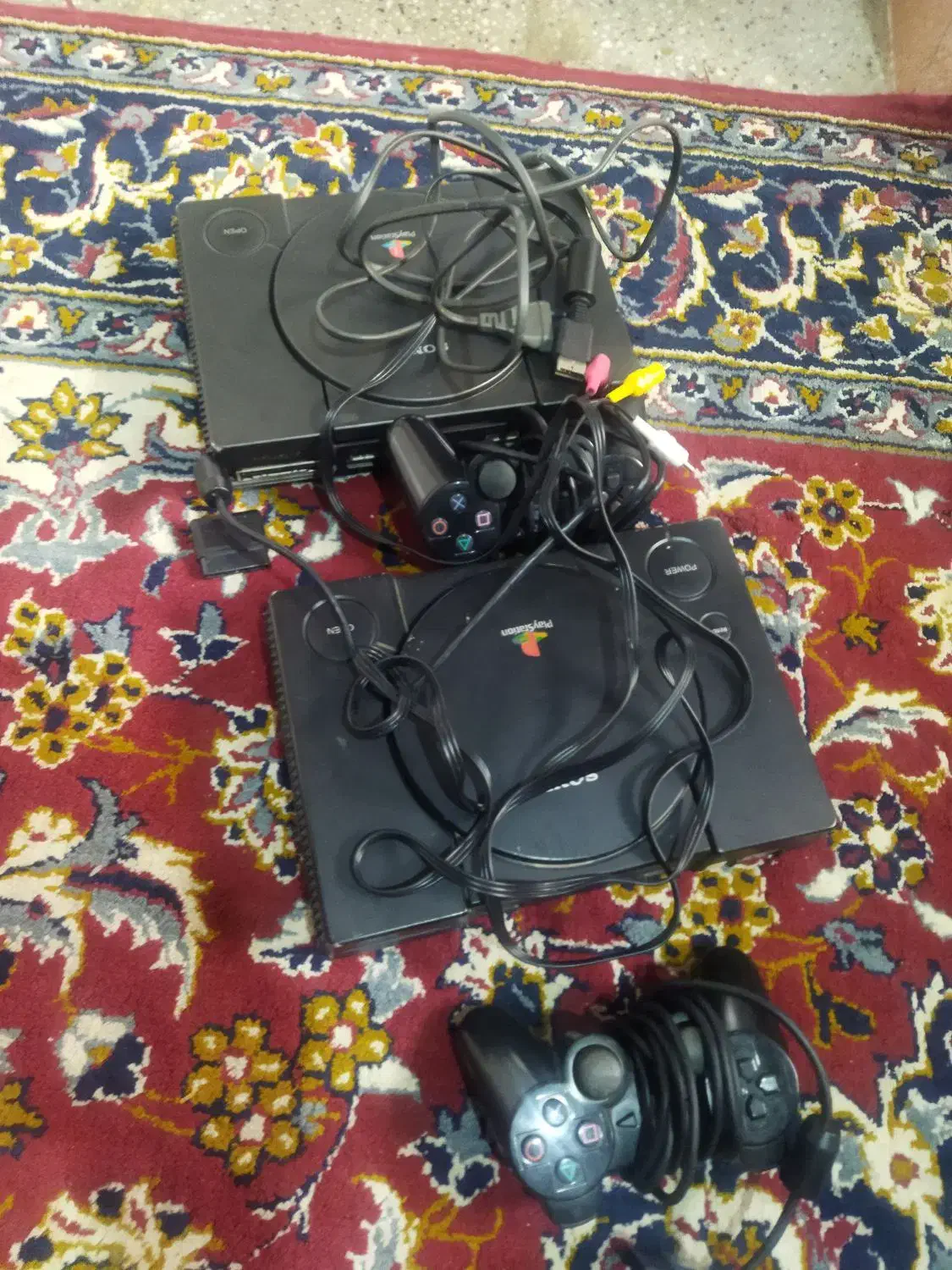 دستگاه سونی پلی یک دوعدد|کنسول، بازی ویدئویی و آنلاین|بروجرد, |دیوار