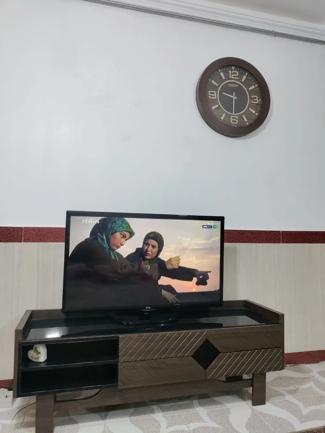 تلویزیون مدلLG اصل|تلویزیون و پروژکتور|نورآباد, |دیوار