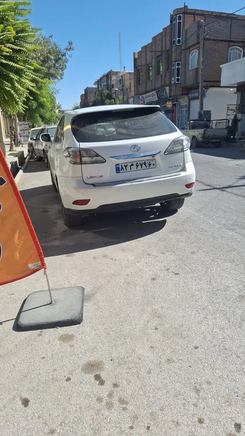 کلید سازی جهان|خدمات پیشه و مهارت|کبودرآهنگ, |دیوار