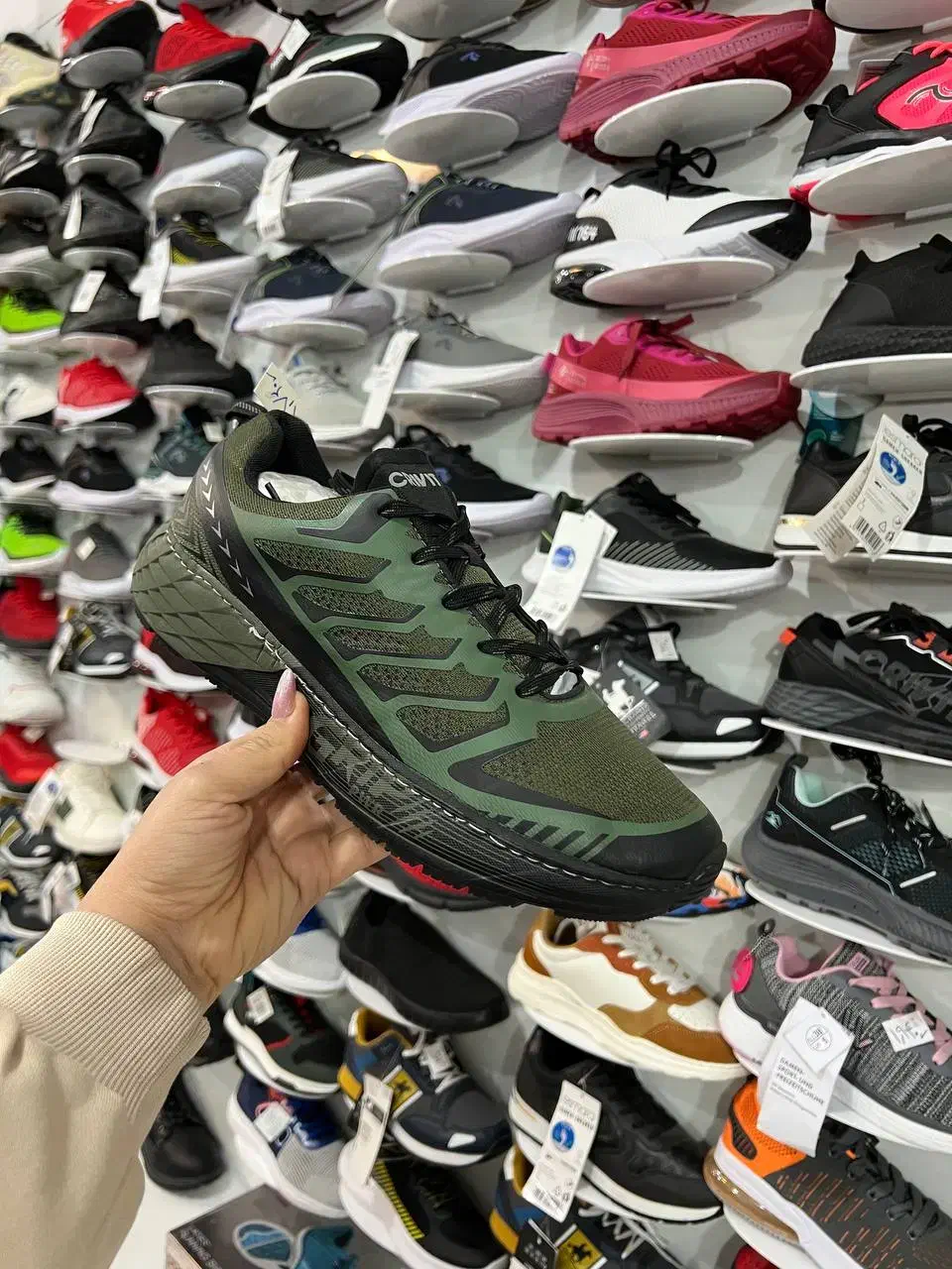 کتونی استوک فروشگاهی|کیف، کفش، کمربند|نیشابور, فردوسی جنوبی|دیوار