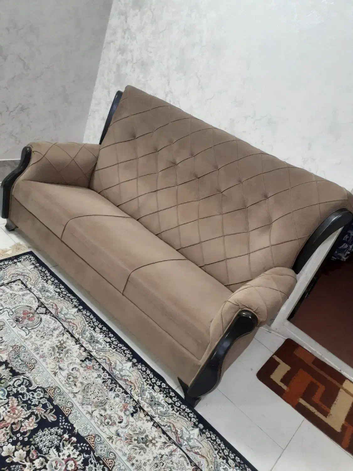 مبل هفت نفره|مبلمان خانگی و میز عسلی|قم, محمد آباد|دیوار