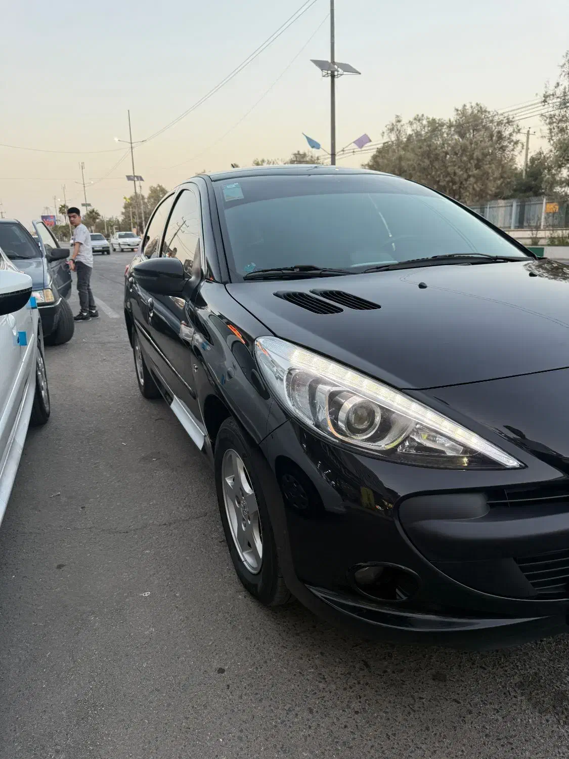 207پاناروما مشکی|خودرو سواری و وانت|مشهد, شهرک رازی (شهرک غرب)|دیوار