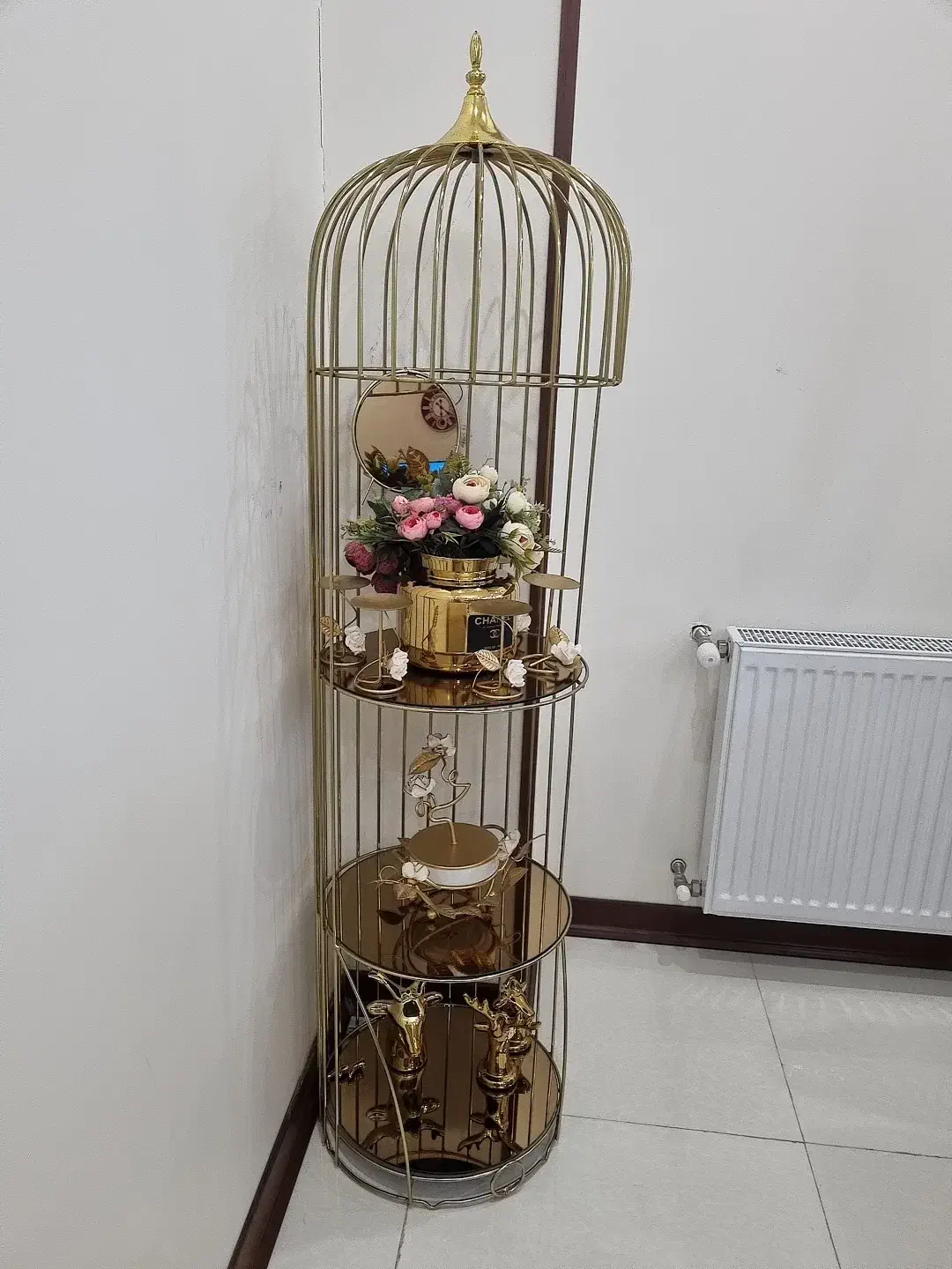 قفس تزیینی طلایی ایستاده|صنایع دستی و سایر لوازم تزئینی|کرج, فاز ۴ مهرشهر|دیوار