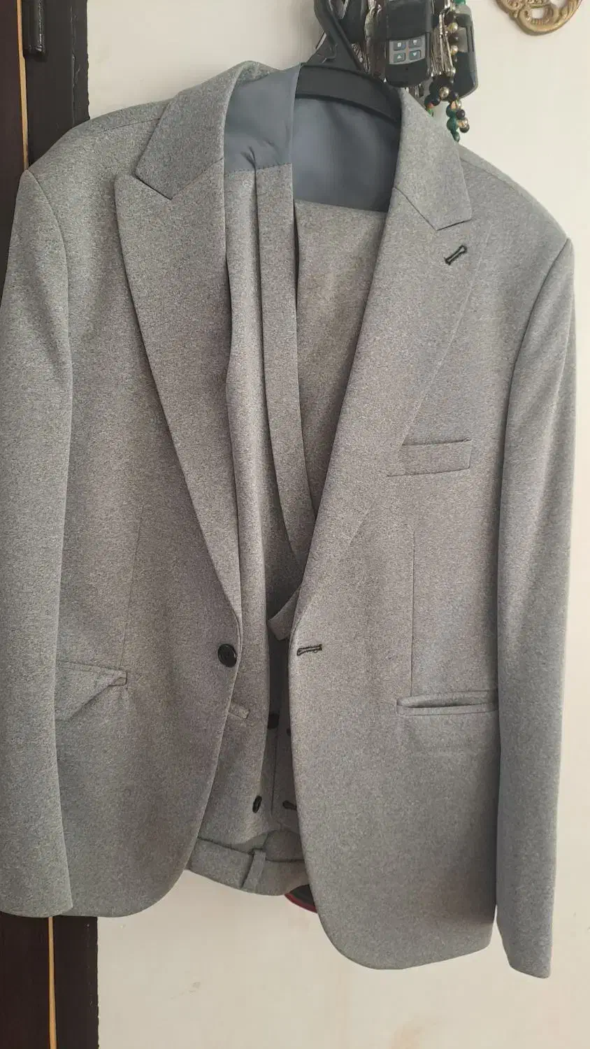 کت و شلوار با جلیقه|لباس|باروق, |دیوار