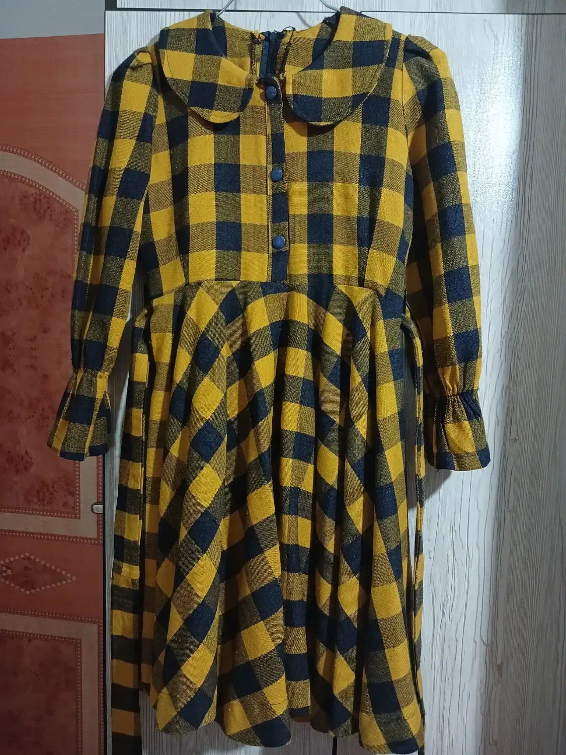 پیراهن دخترانه در حد نو برای سن ۱۰-۱۲ سال|کفش و لباس بچه|اهر, |دیوار