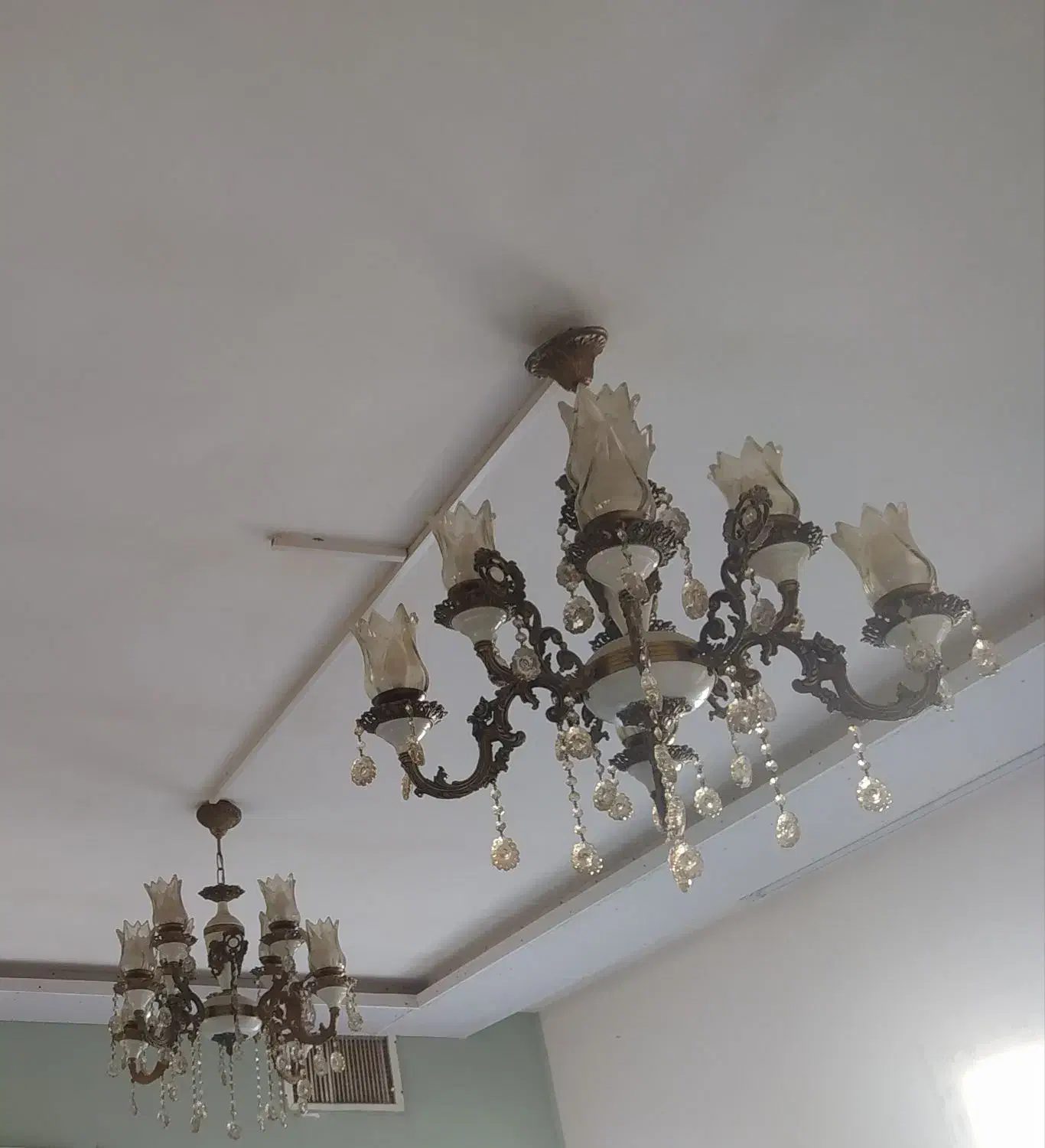 لوستر 8شعله|لوستر و چراغ آویز|گلبهار, شهر جدید گلبهار|دیوار