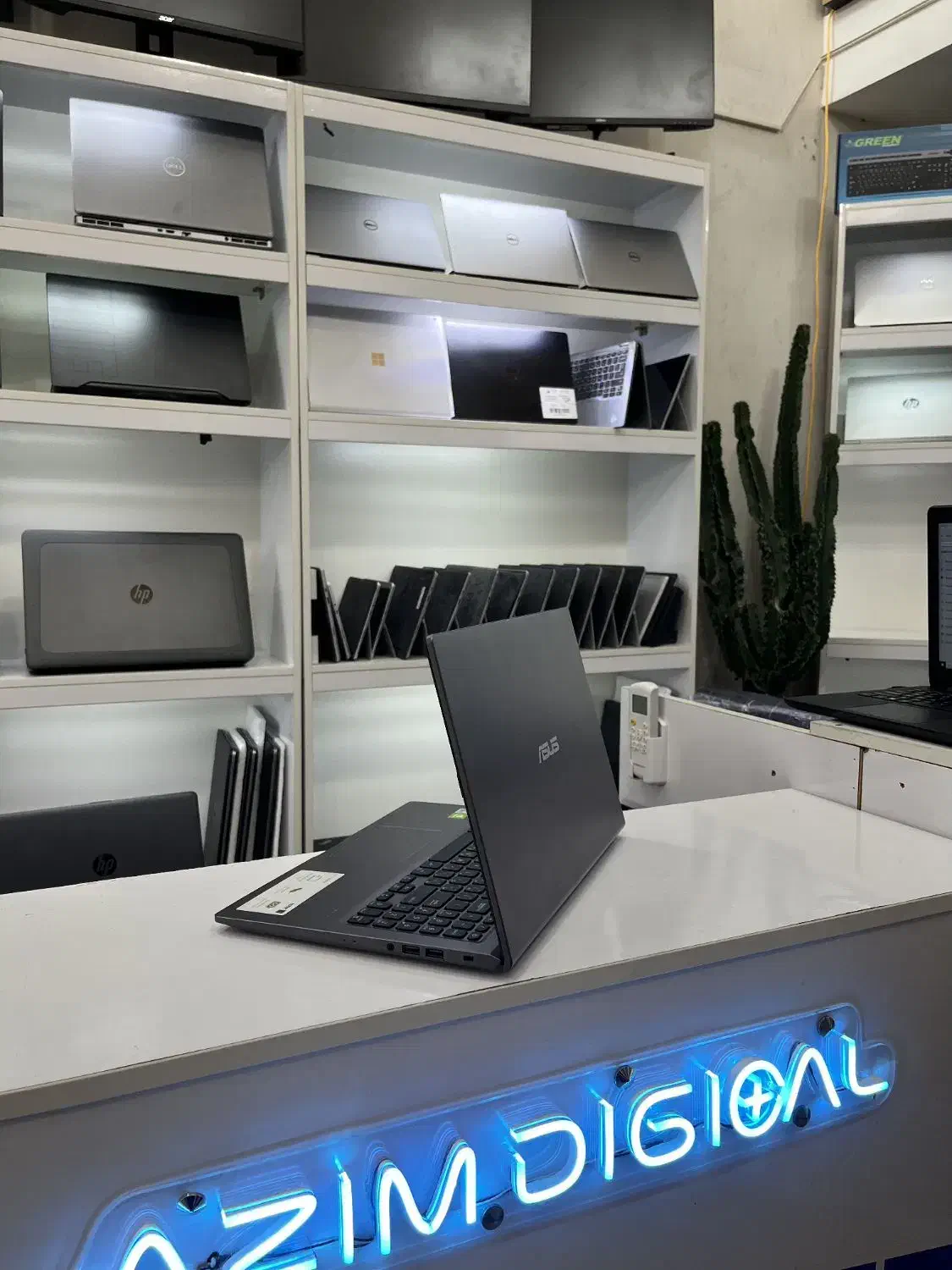 asus vivobook i7 گرافیک مجزا ۲گیگ  مهندسی|رایانه همراه|رشت, دیلمان|دیوار