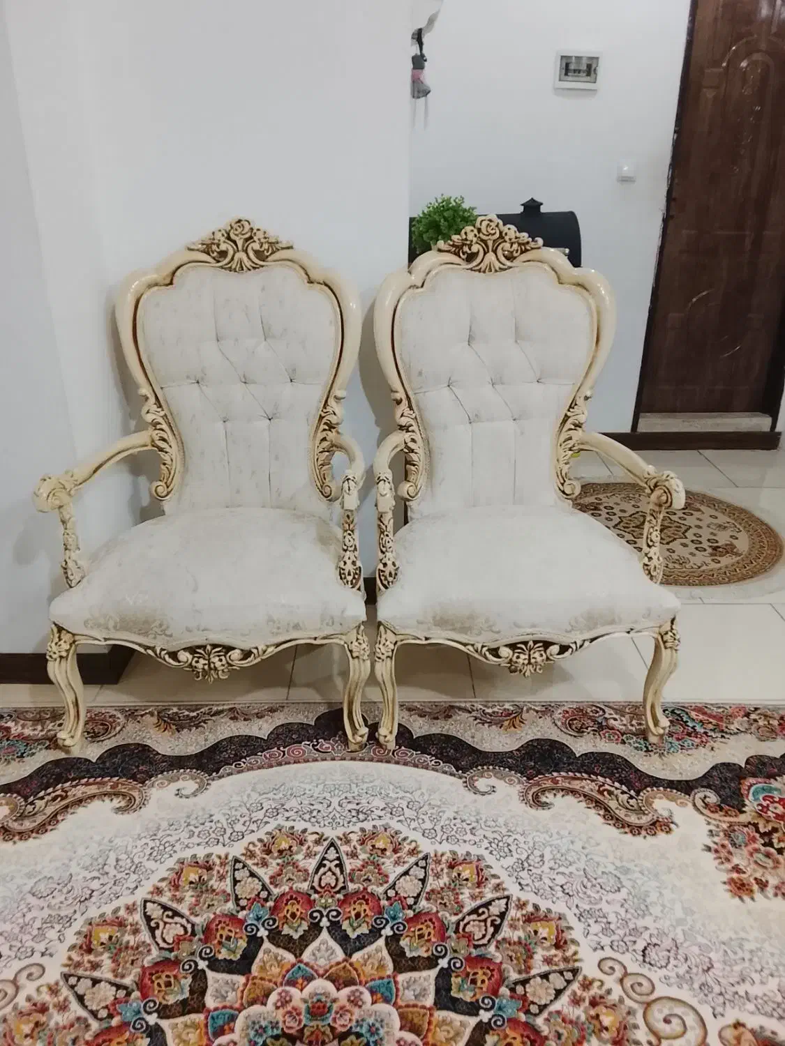 ست مبل ۷نفره کلاسیک|مبلمان خانگی و میز عسلی|قرچک, باقرآباد|دیوار