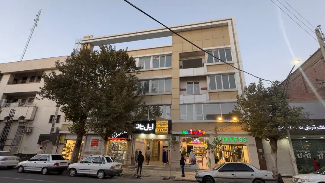 مغازه ۱۳ متری همکف ، طالقانی شرقی جنب بانک ملی|فروش مغازه و غرفه|گنبد کاووس, |دیوار