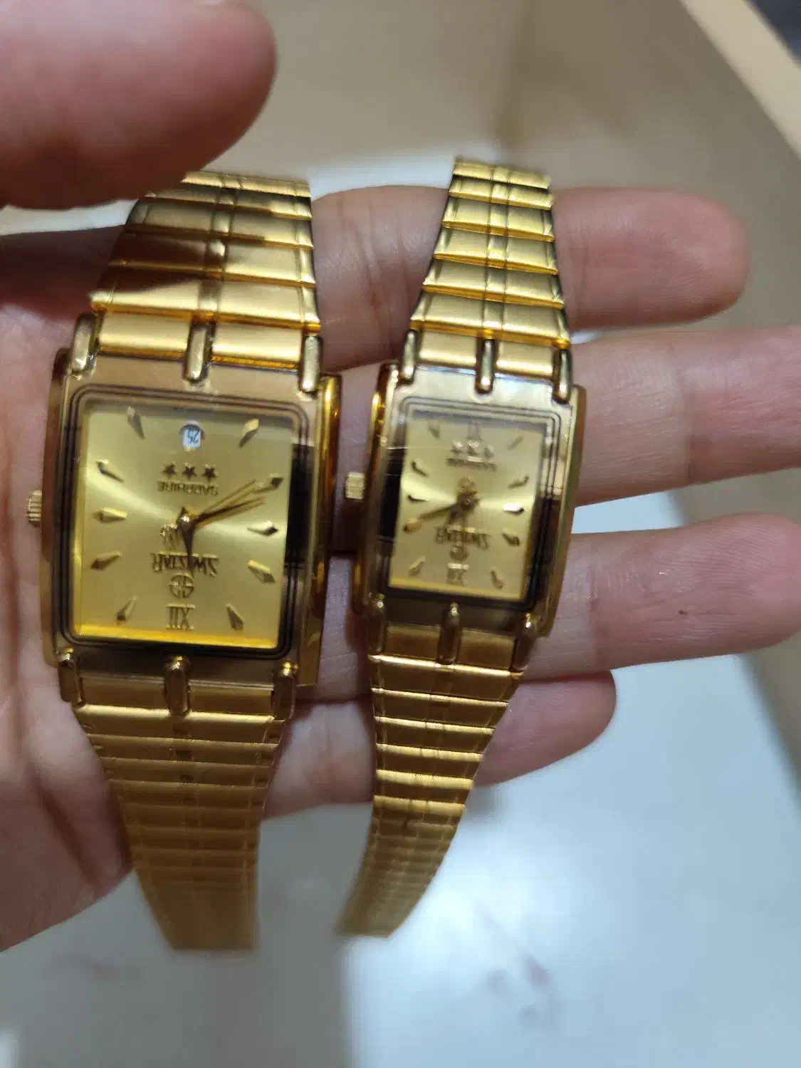 ساعت مچی ست|ساعت|ری, علایین|دیوار