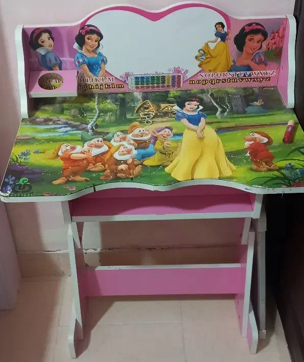 میز تحریر|میز تحریر و کامپیوتر|گنبد کاووس, |دیوار