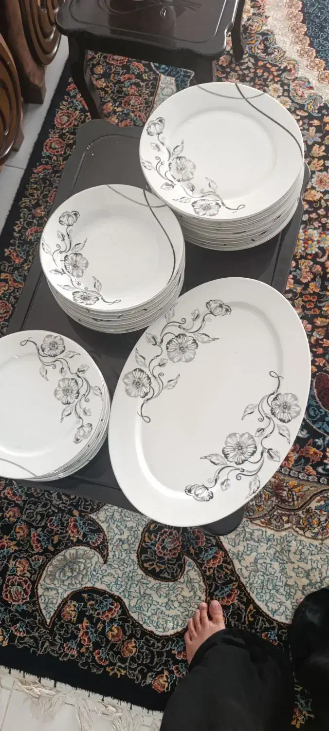 سرویس غذاخوری چینی|ظروف سرو و پذیرایی|نیشابور, رحمت آباد|دیوار