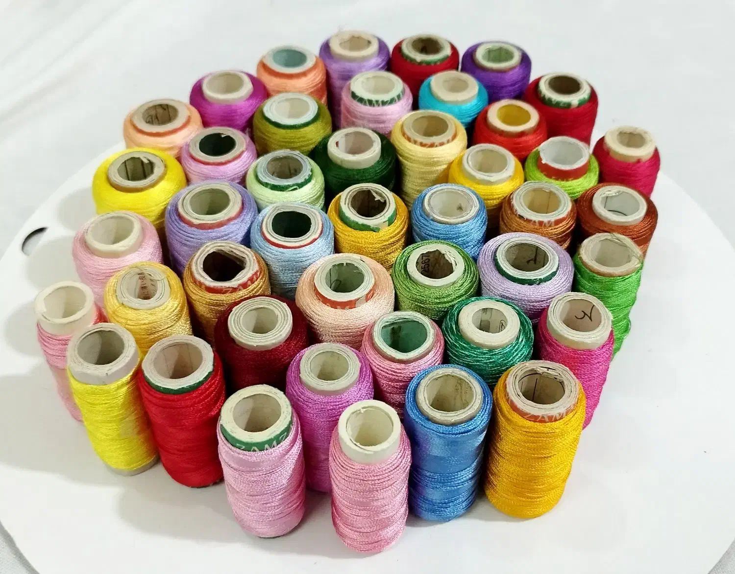 نخ ابریشمی گلدوزی|لوازم خیاطی و بافتنی|مشهد, استاد یوسفی (شهرک غرب)|دیوار