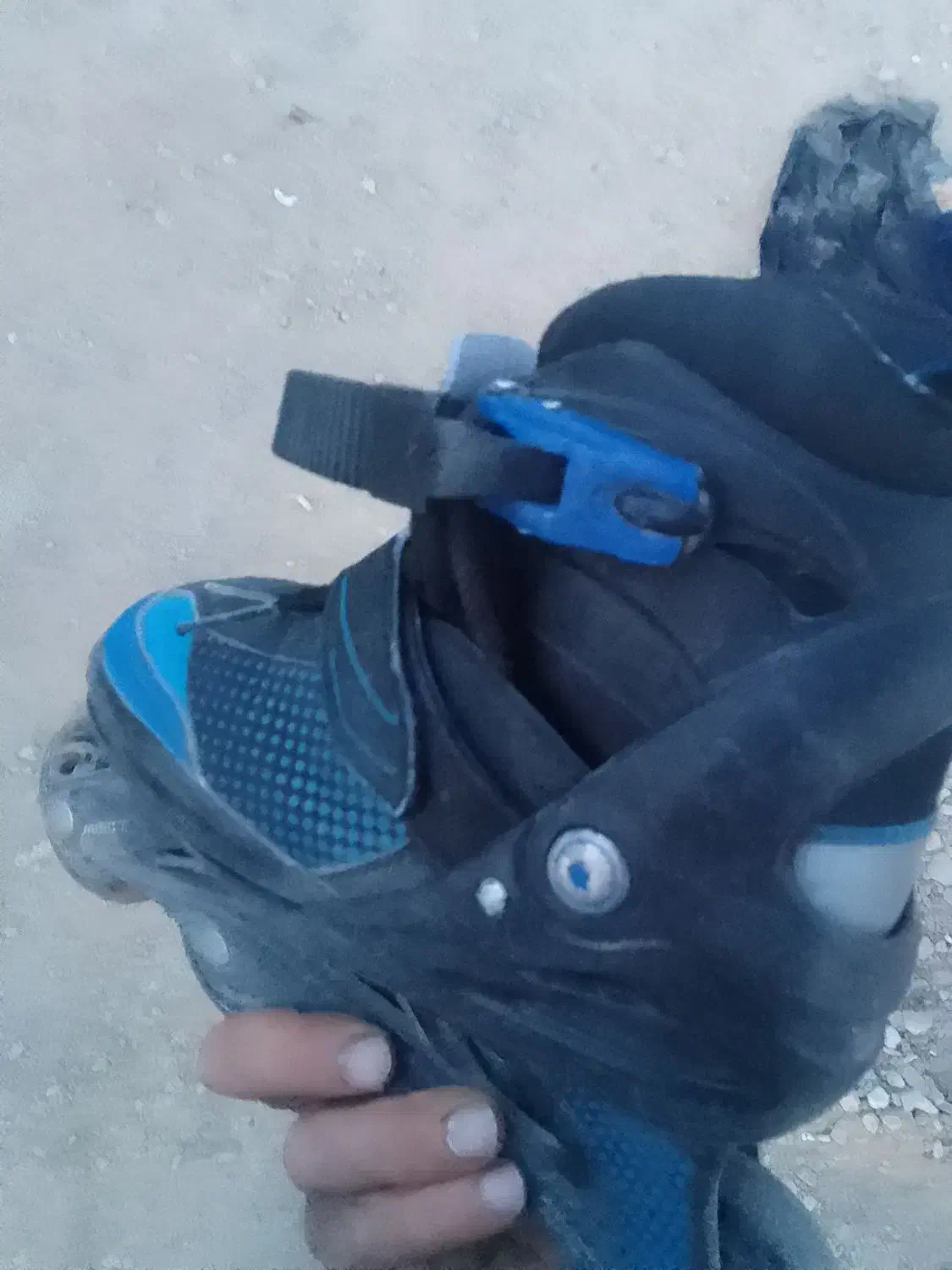 یک لنگه کفش اسکیت  در حد نو|تجهیزات ورزشی|نسیم‌شهر, |دیوار