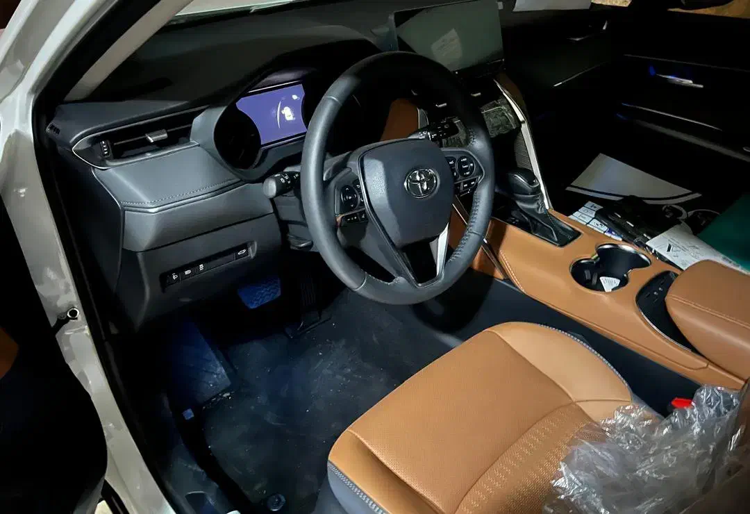 تویوتا ونزا ۲۰۲۵|خودرو سواری و وانت|تهران, نیروی هوایی (پیروزی)|دیوار