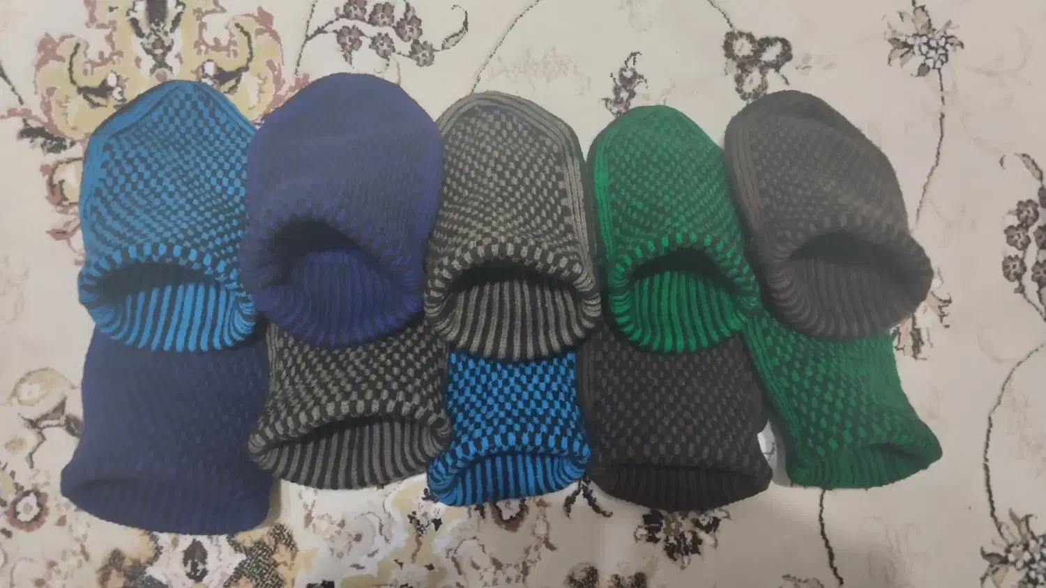 جوراب جورابین|لباس|مهاباد (آذربایجان غربی), |دیوار