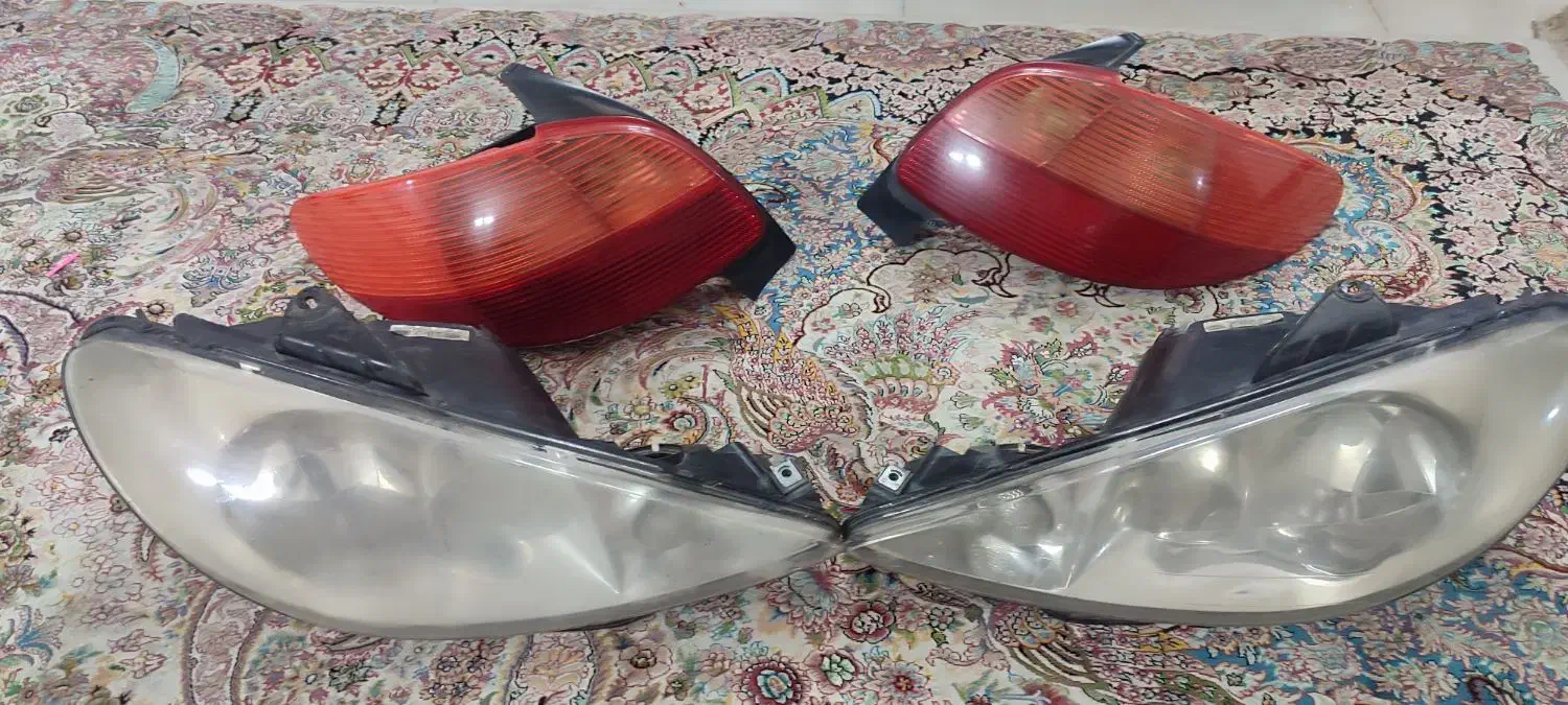 چراغ عقب و جلو 206|قطعات یدکی و لوازم جانبی|پاکدشت, پاکدشت (مامازند)|دیوار