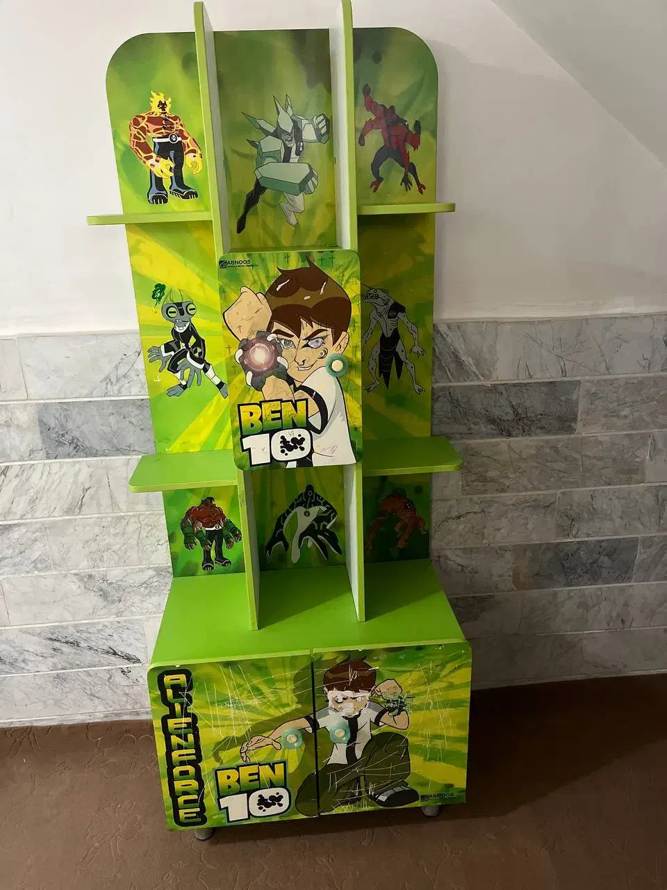 کتابخانه و ویترین کودک بن تن|کتابخانه، شلف، قفسه‌های دیواری|اردبیل, |دیوار