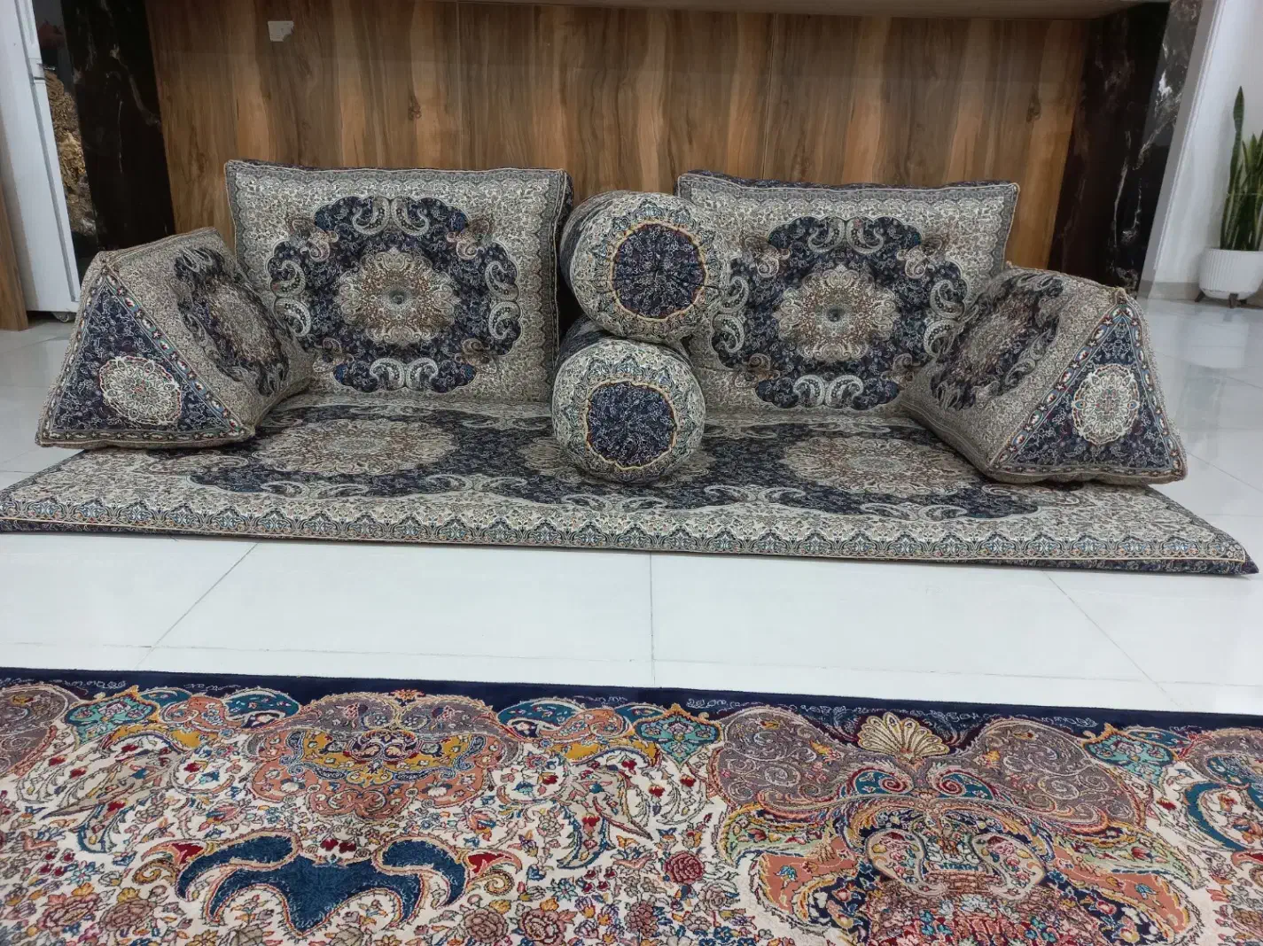 شاه نشین 7تکه|پشتی|کرمان, |دیوار