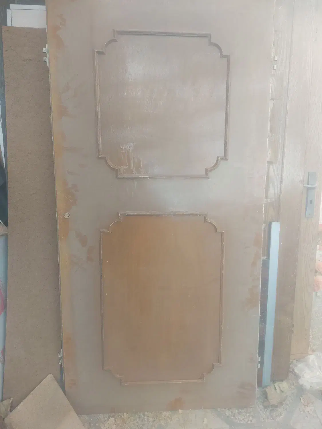 درب چوبی درحدنو سالم بدون ضدگی و.. یک میلیون وصد|مصالح و تجهیزات ساختمان|یزد, |دیوار