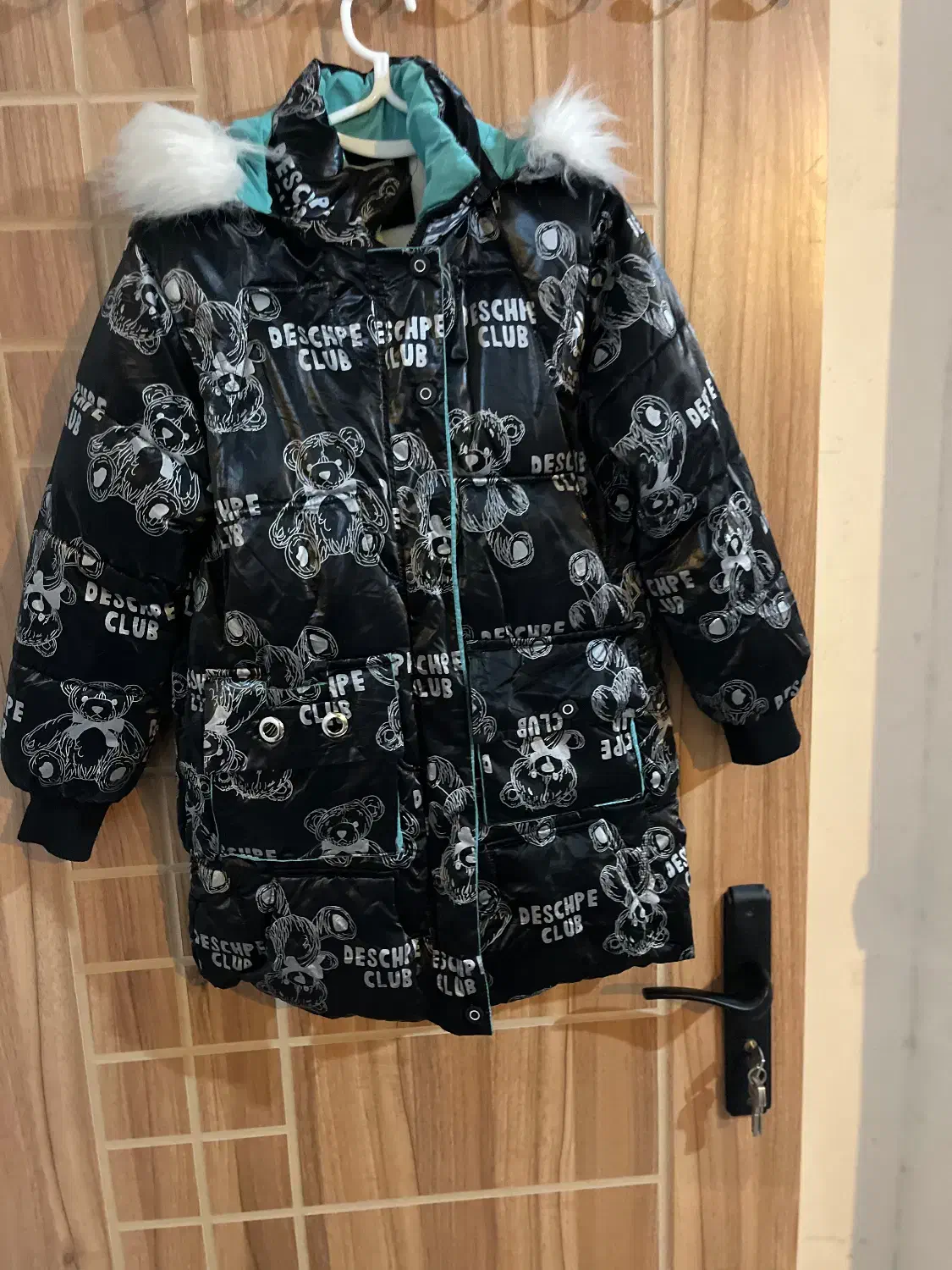 به دلیل سایز بنودن سالم تمیز|لباس|یزد, |دیوار