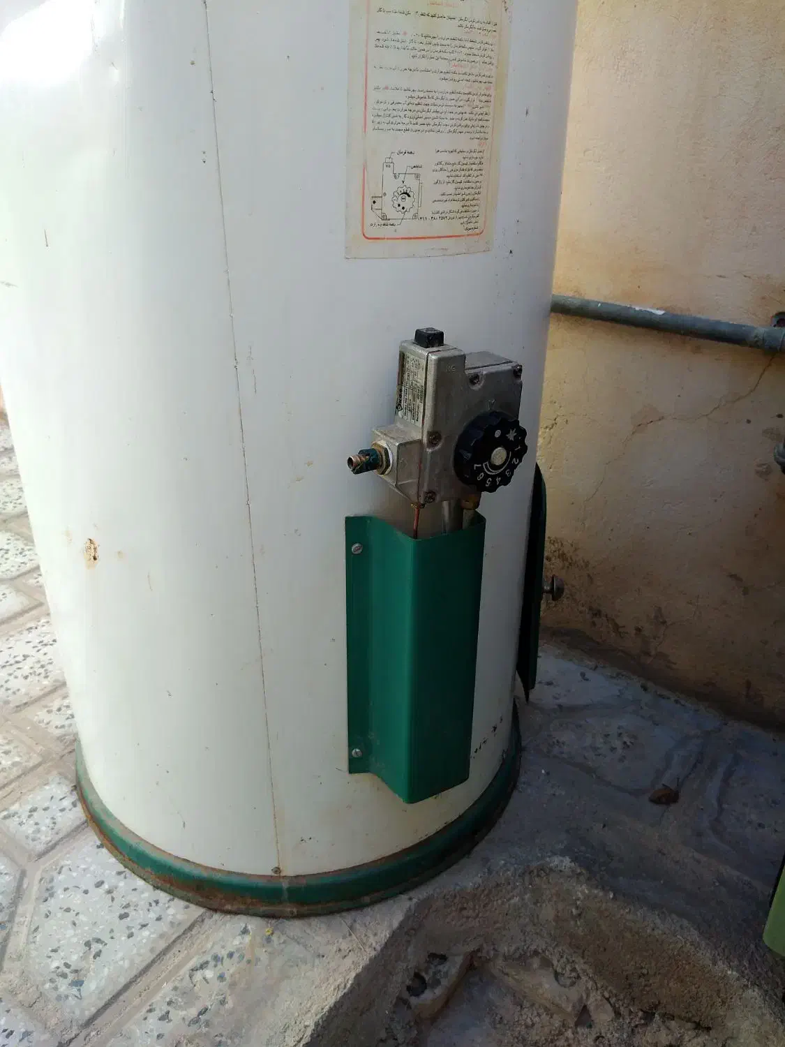 آبگرمکن|آبگرمکن، پکیج، شوفاژ|دهاقان, |دیوار