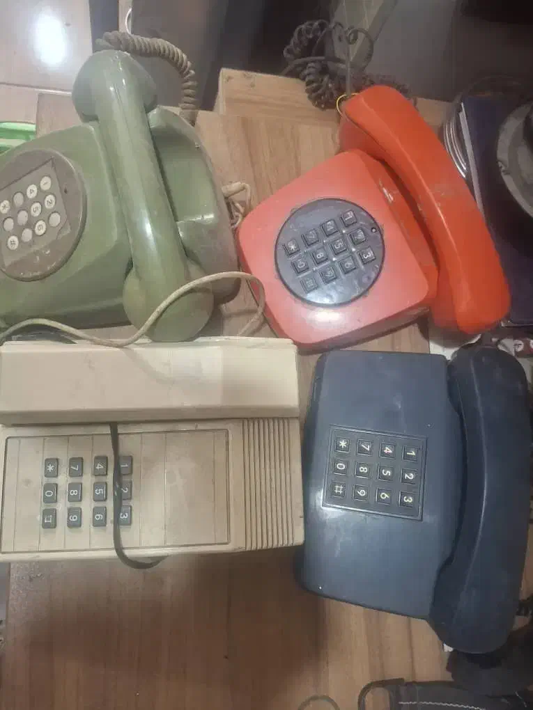 چراغ ها ضد آب در سه رنگ امپلی و تلفن و فرز و|ابزارآلات|گنبد کاووس, |دیوار