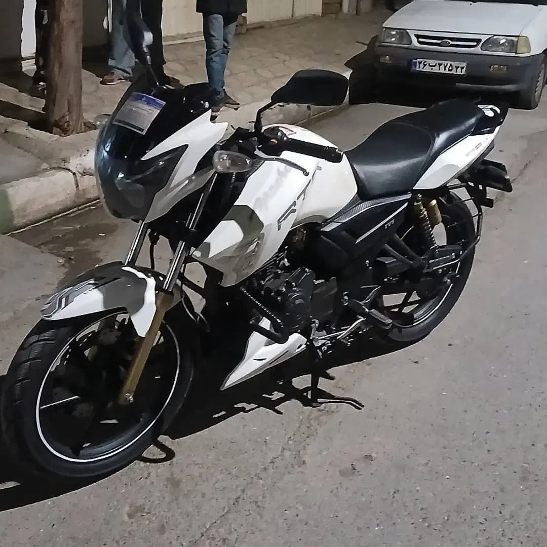 آپاچی ۱۸۰ مدل ۹۵ تمیز و خوش رخ ۴۲ تا کار|موتورسیکلت|تهران, جیحون|دیوار