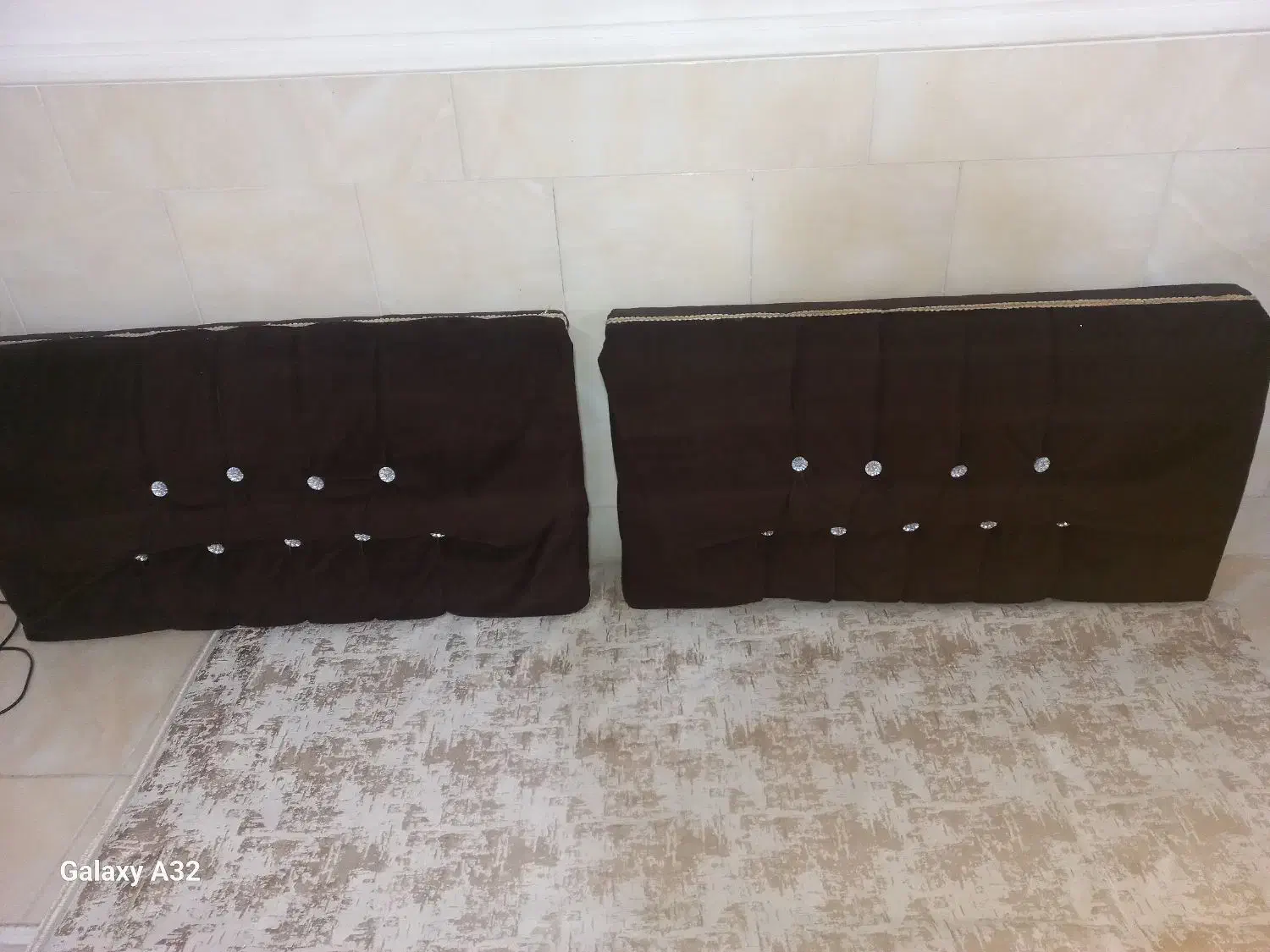 پشتی|پشتی|کوهدشت, |دیوار